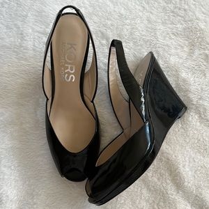 Wedge peep toe sandals